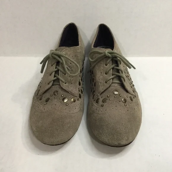 Libby Edelm Raina Suede Lace Up Studded Flats - Picture 11 of 11